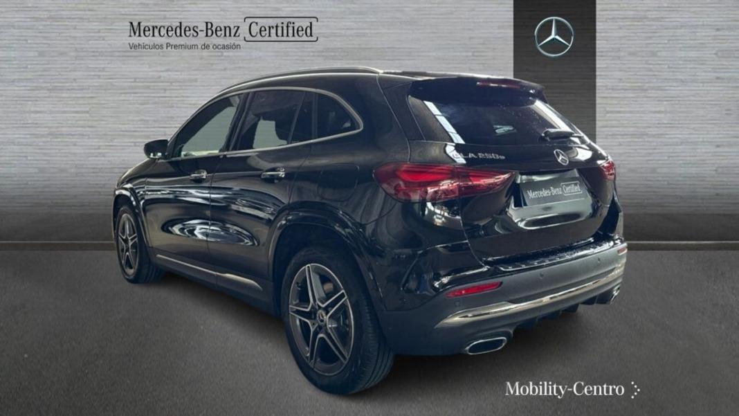 Mercedes Gla GLA 250 e con tecnología híbrida EQ