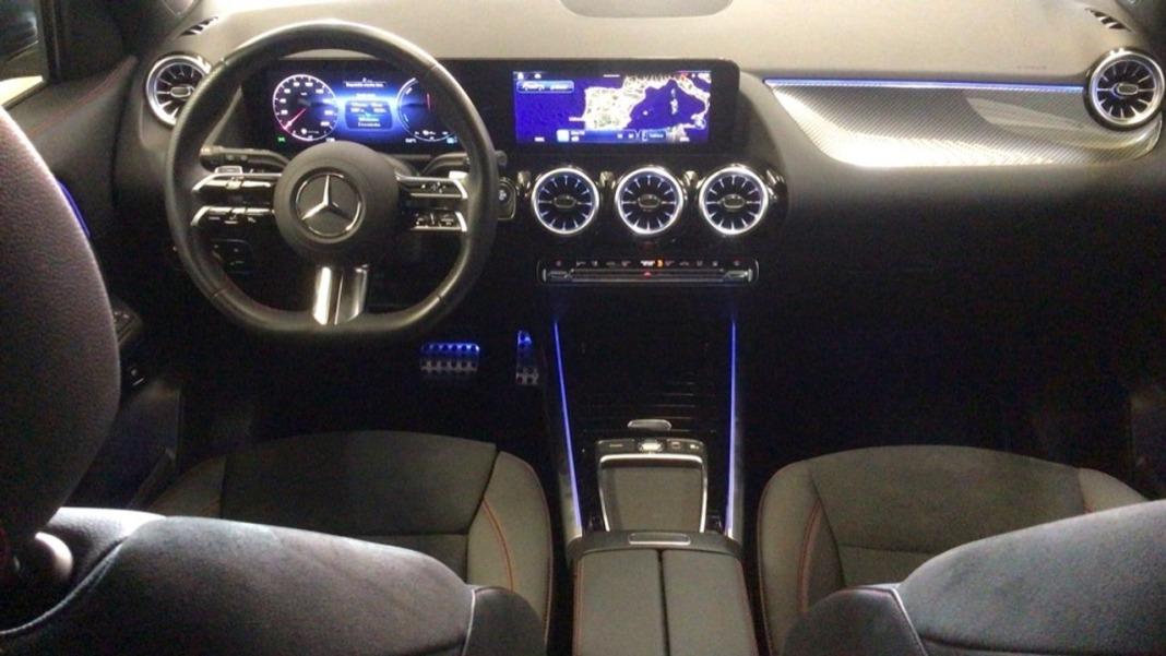 Mercedes Gla 250 e con tecnologia hibrida eq