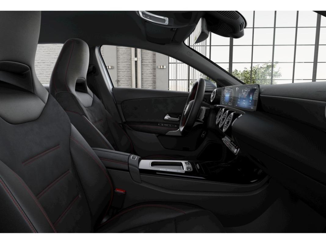 Mercedes Clase A 250 e compacto con tecnologia hibrida eq