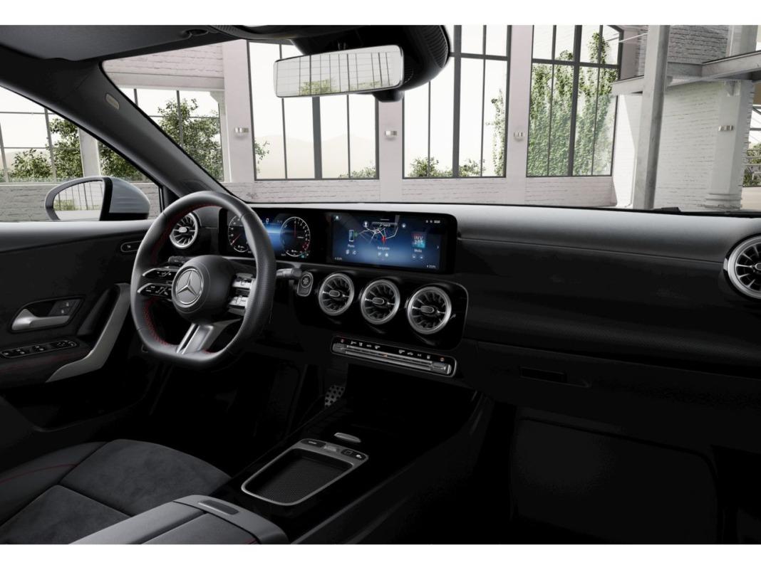 Mercedes Clase A 250 e compacto con tecnologia hibrida eq