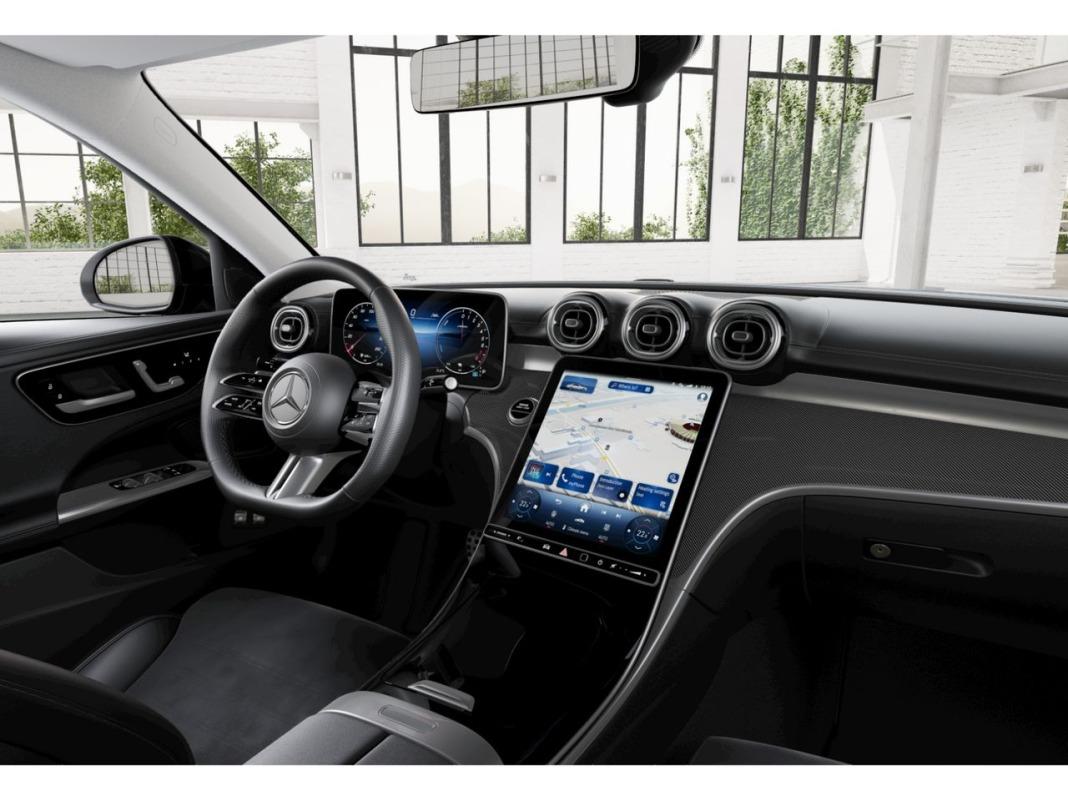 Mercedes Clase C 300 e con tecnologia hibrida eq