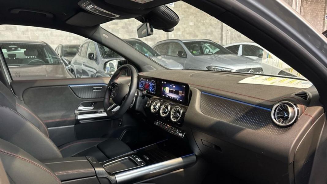 Mercedes Eqa 250+ amg night edition