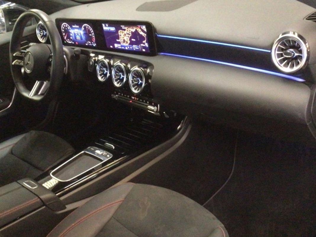 Mercedes Clase A A 250 e con tecnología híbrida EQ