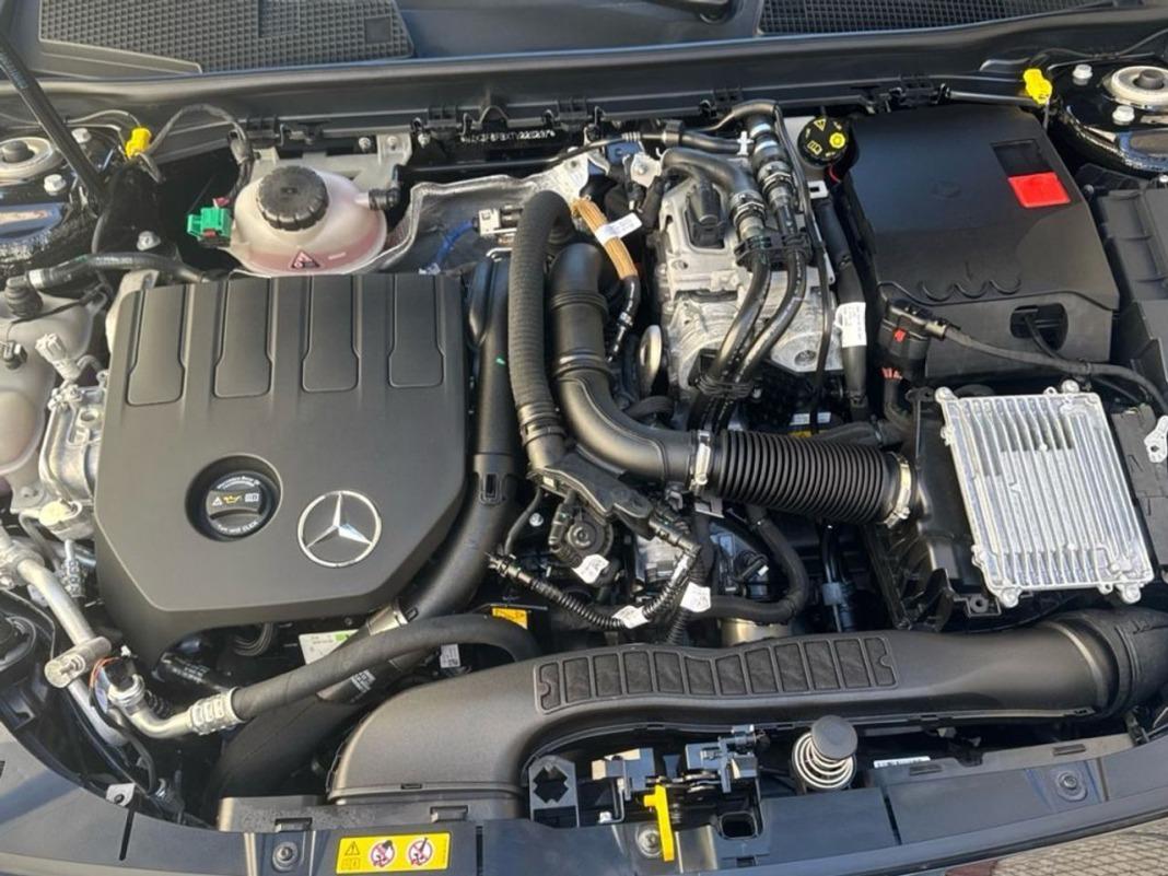 Mercedes Clase A A 250 e con tecnología híbrida EQ