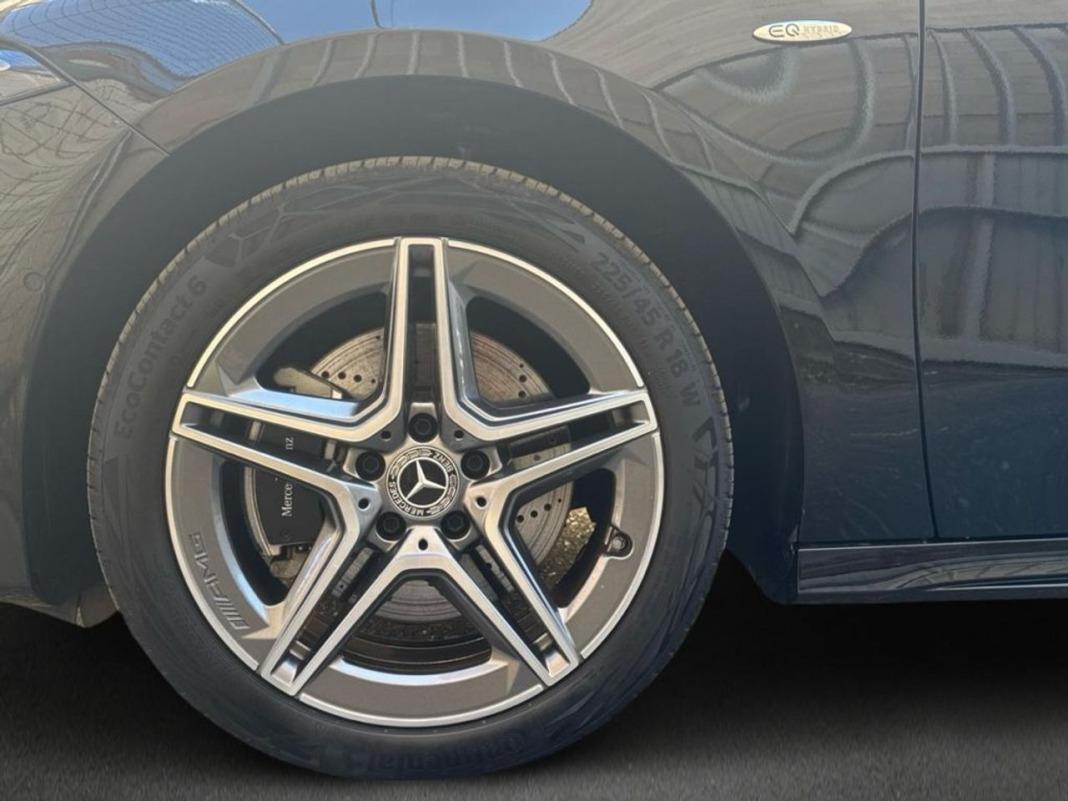 Mercedes Clase A A 250 e con tecnología híbrida EQ