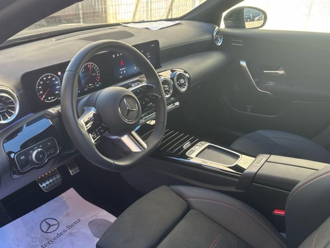 Mercedes Clase A A 250 e con tecnología híbrida EQ