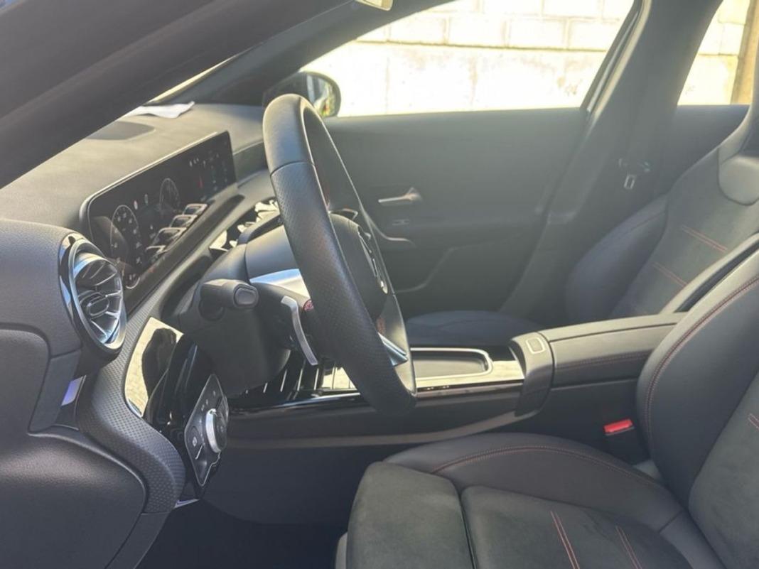 Mercedes Clase A A 250 e con tecnología híbrida EQ