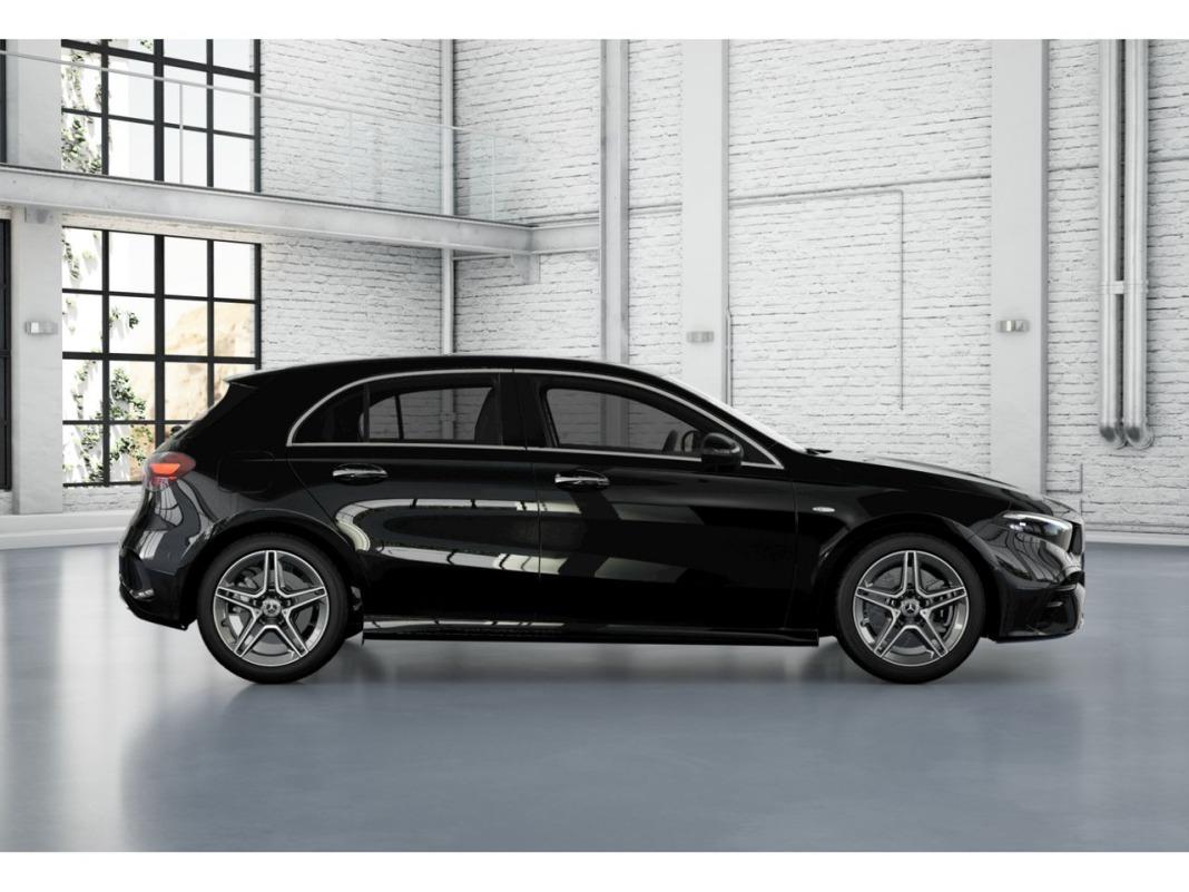 Mercedes Clase A 250 e compacto con tecnologia hibrida eq