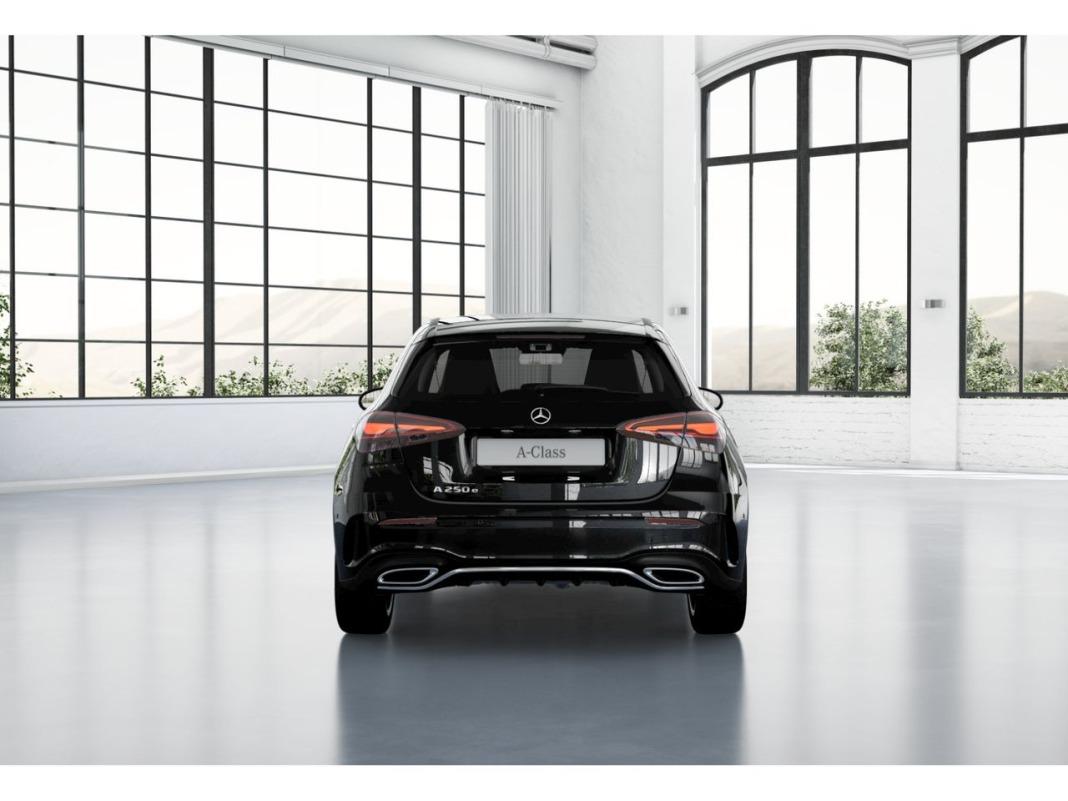 Mercedes Clase A 250 e compacto con tecnologia hibrida eq