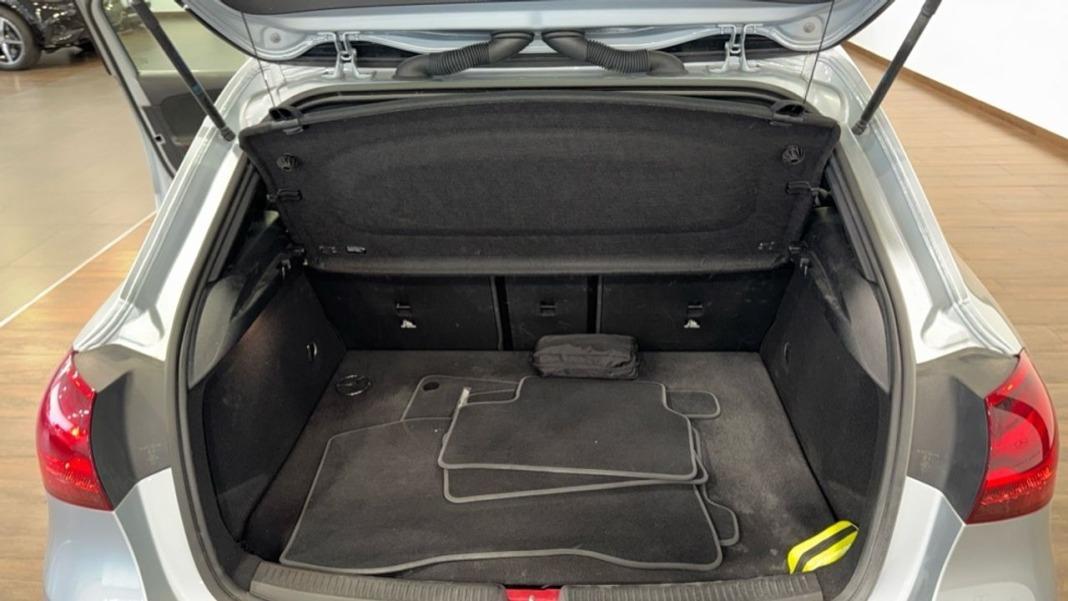 Mercedes Clase A A 250 e con tecnología híbrida EQ
