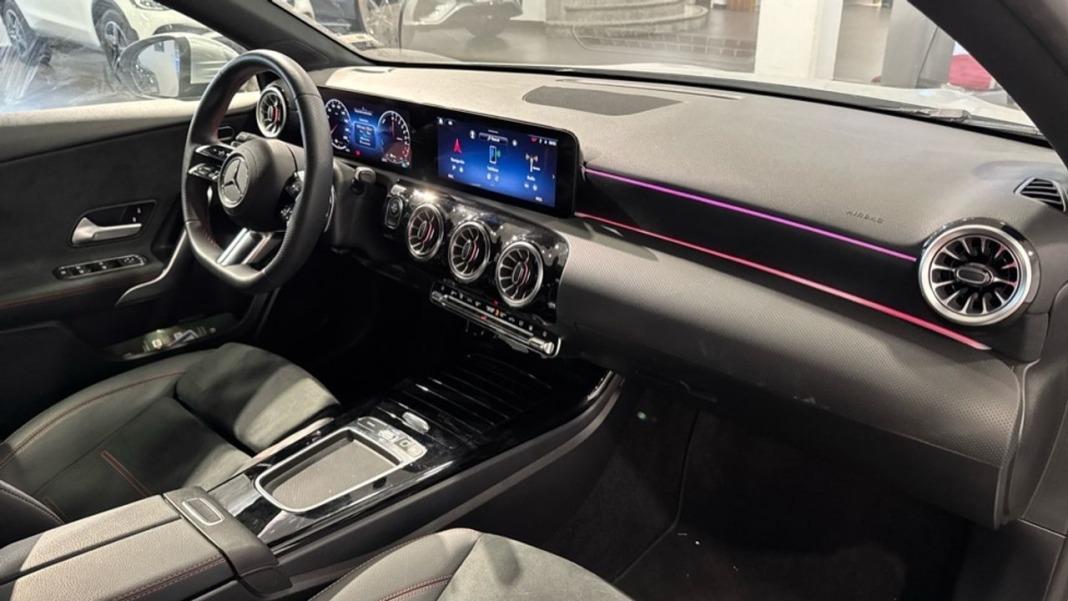 Mercedes Clase A A 250 e con tecnología híbrida EQ