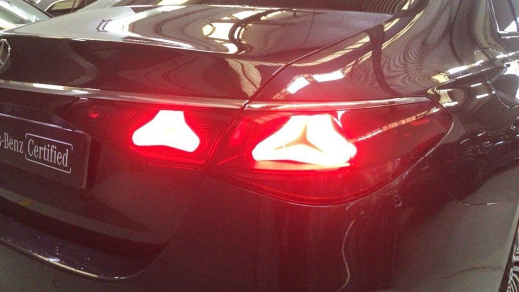 Mercedes Clase E E 300 de con tecnología hibrida EQ