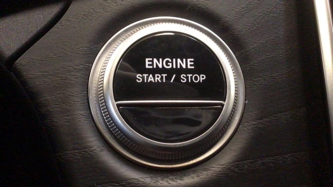 Mercedes Clase E E 300 de con tecnología hibrida EQ