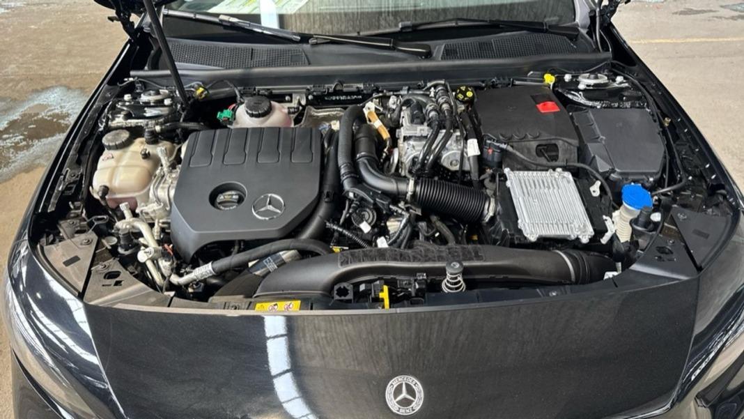 Mercedes Clase A A 250 e con tecnología híbrida EQ