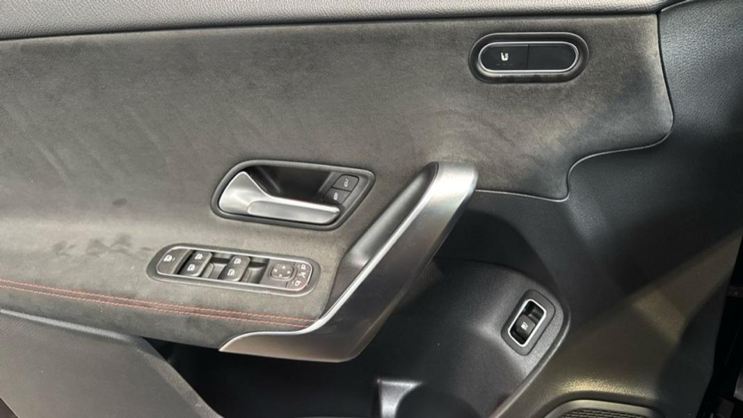 Mercedes Clase A A 250 e con tecnología híbrida EQ