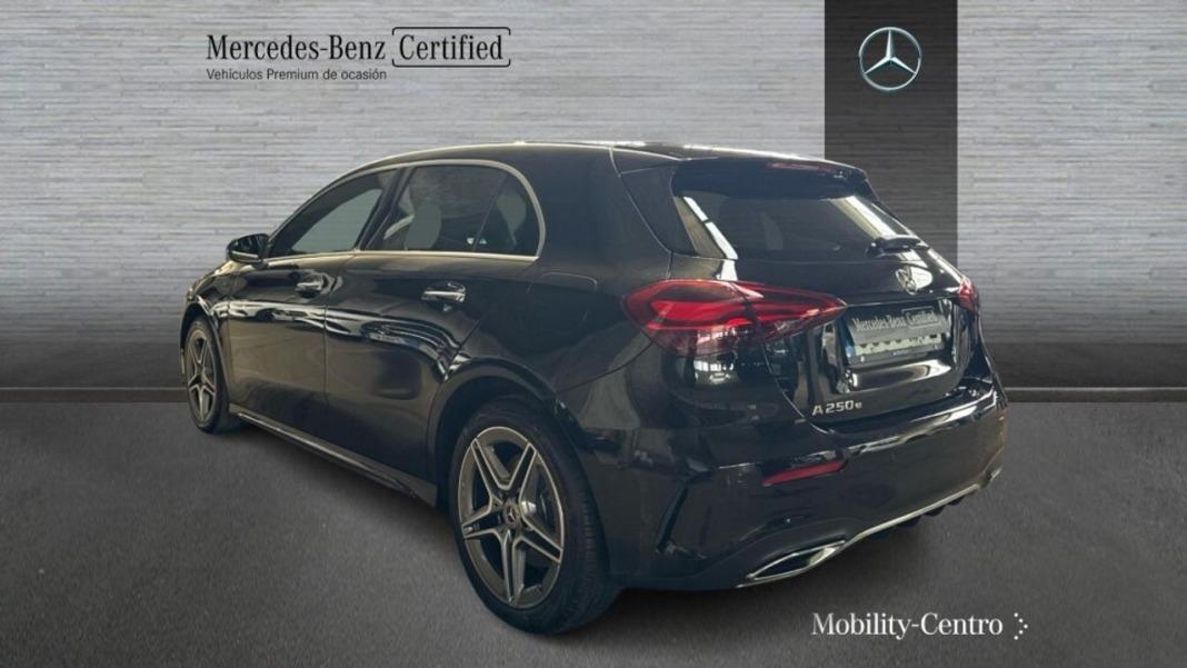 Mercedes Clase A A 250 e con tecnología híbrida EQ