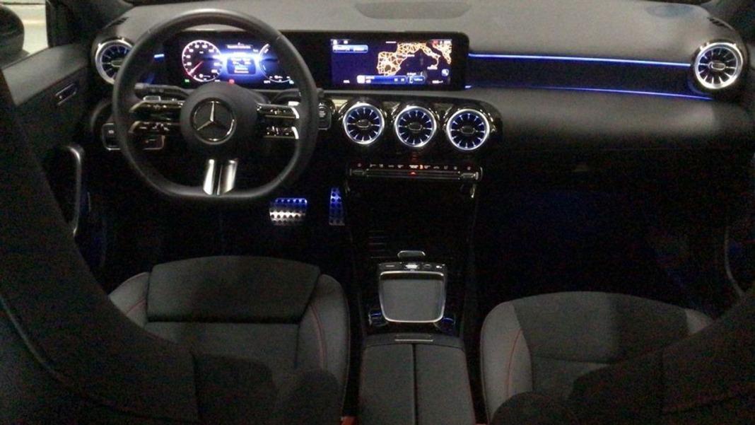 Mercedes Clase A A 250 e con tecnología híbrida EQ