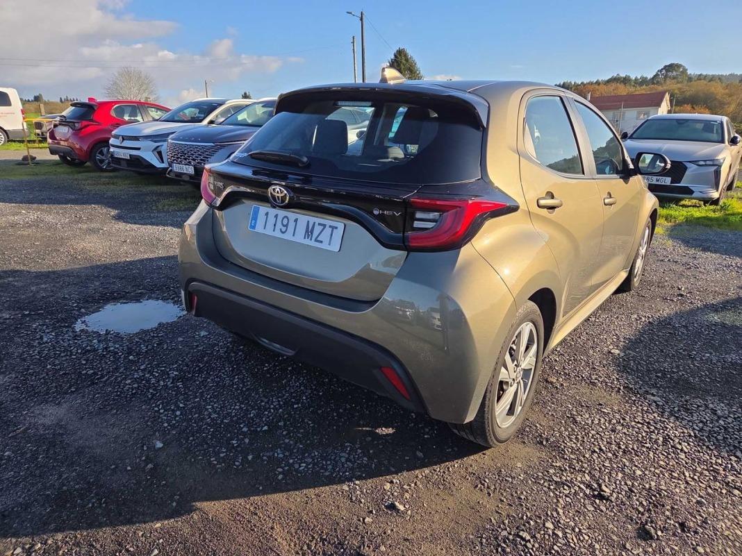 Toyota Yaris 1.5 120H Active Plus