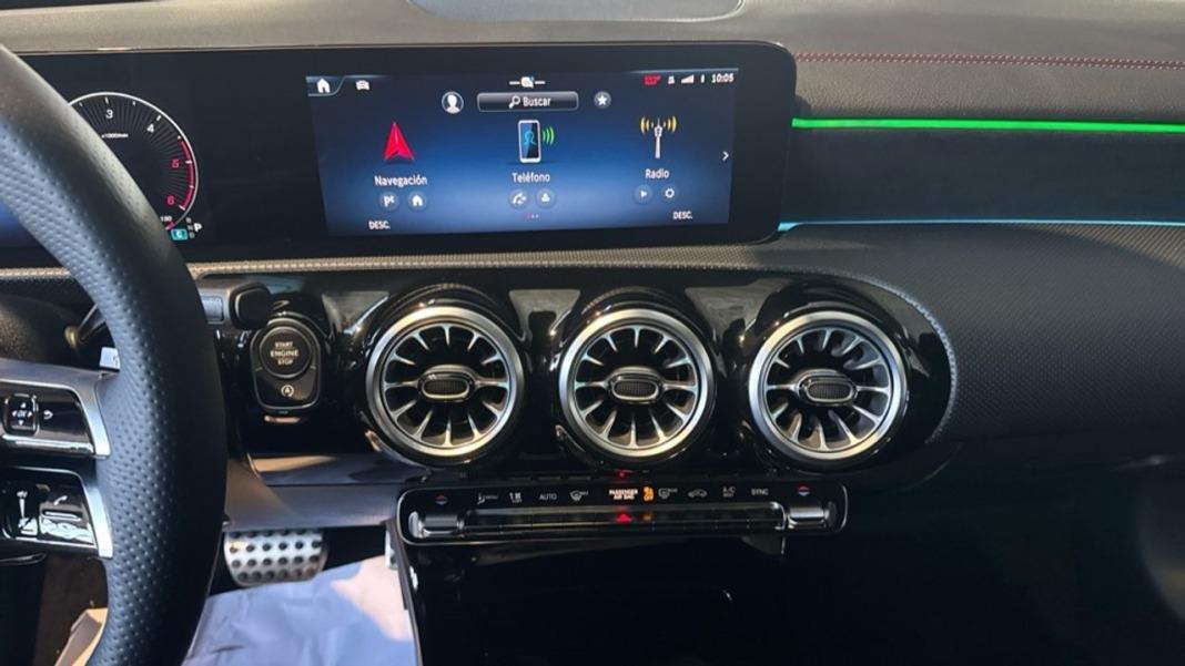 Mercedes Clase A A 200 d Sedán