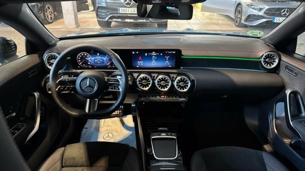 Mercedes Clase A A 200 d Sedán