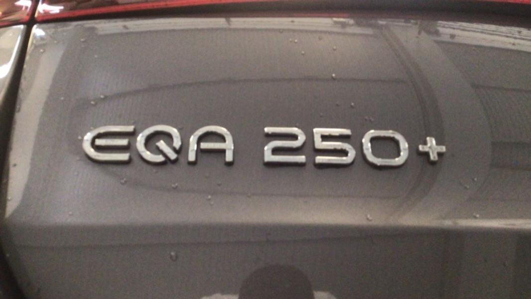 Mercedes Eqa 250+ + amg line