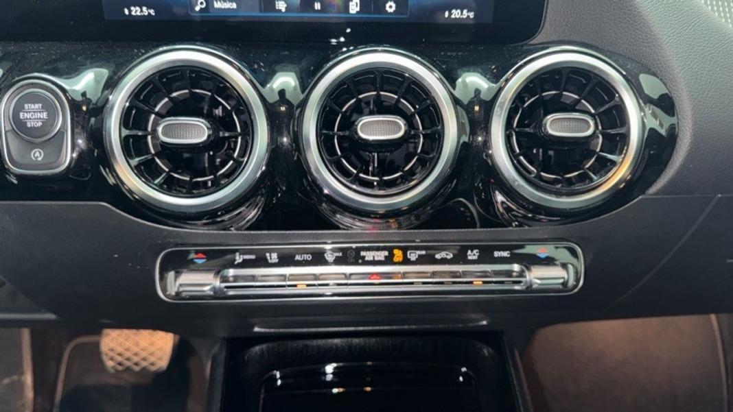 Mercedes Gla GLA 200 D