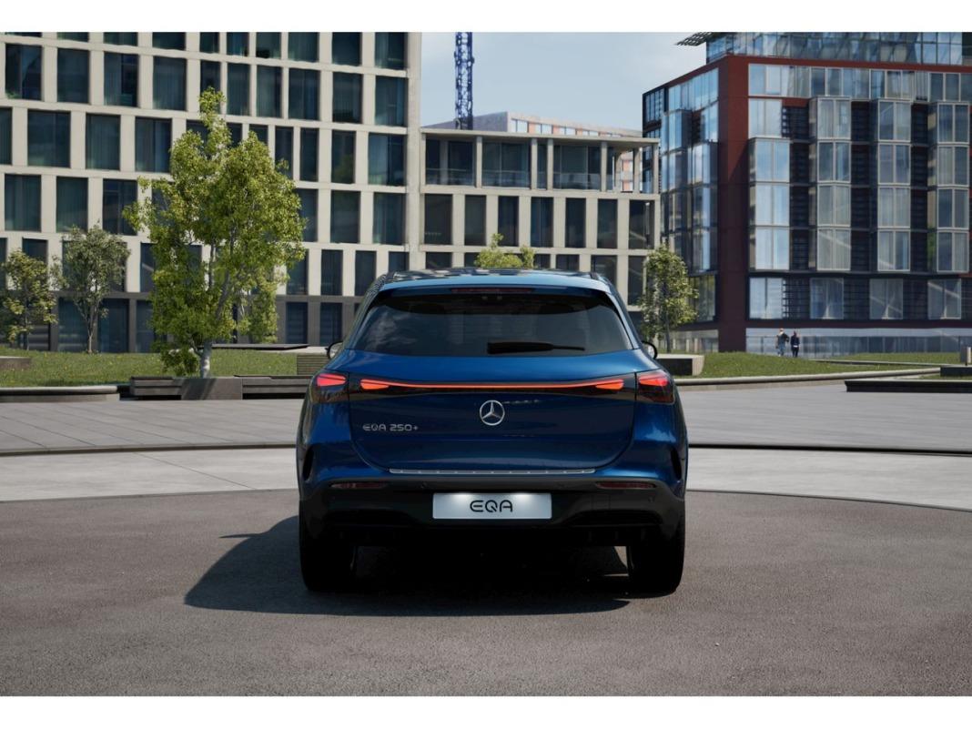 Mercedes Eqa 250+ + amg line