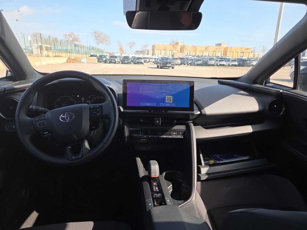 Toyota C-hr 1.8 Advance Hybrid 140
