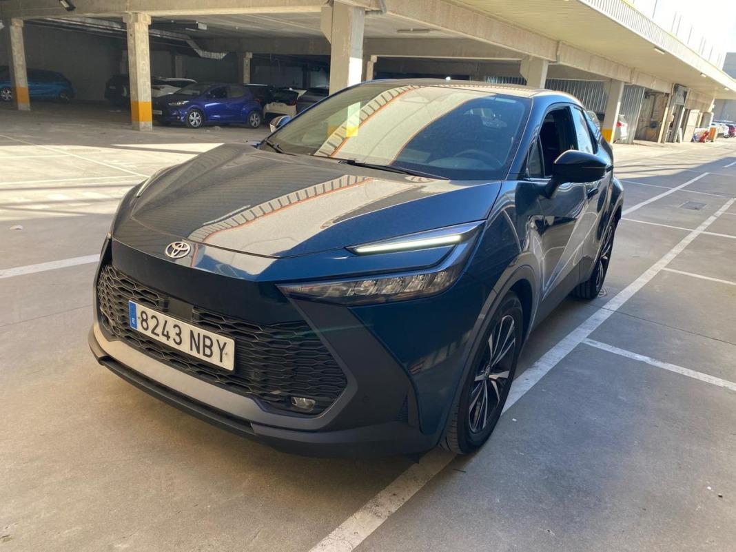 Toyota C-hr 1.8 Advance Hybrid 140