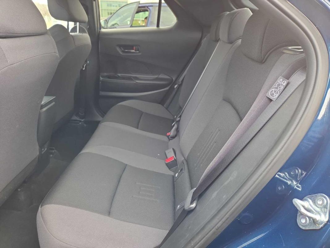 Toyota C-hr 1.8 Advance Hybrid 140