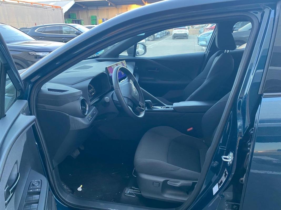 Toyota C-hr 1.8 Advance Hybrid 140