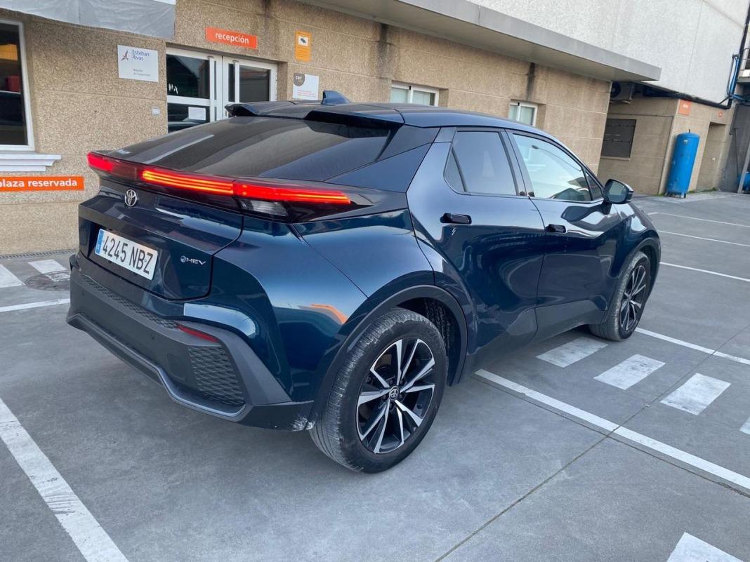 Toyota C-hr 1.8 Advance Hybrid 140