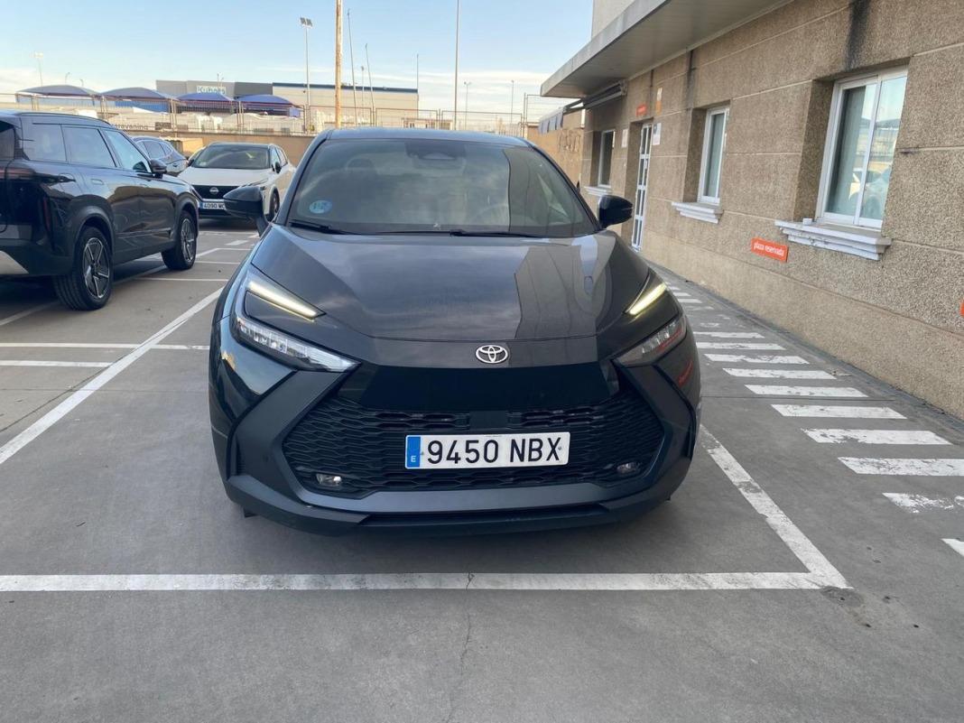 Toyota C-hr 1.8 Advance Hybrid 140