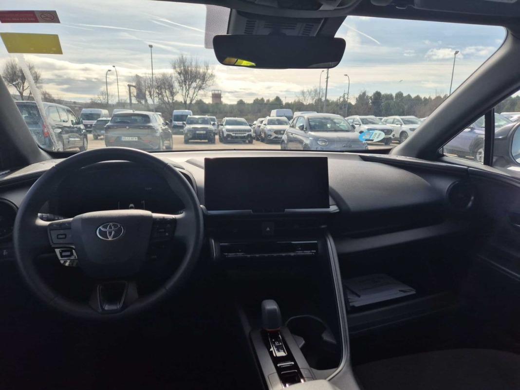 Toyota C-hr 1.8 Advance Hybrid 140