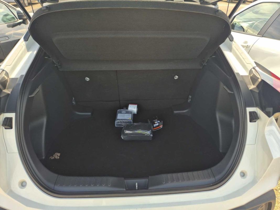 Toyota C-hr 1.8 Advance Hybrid 140