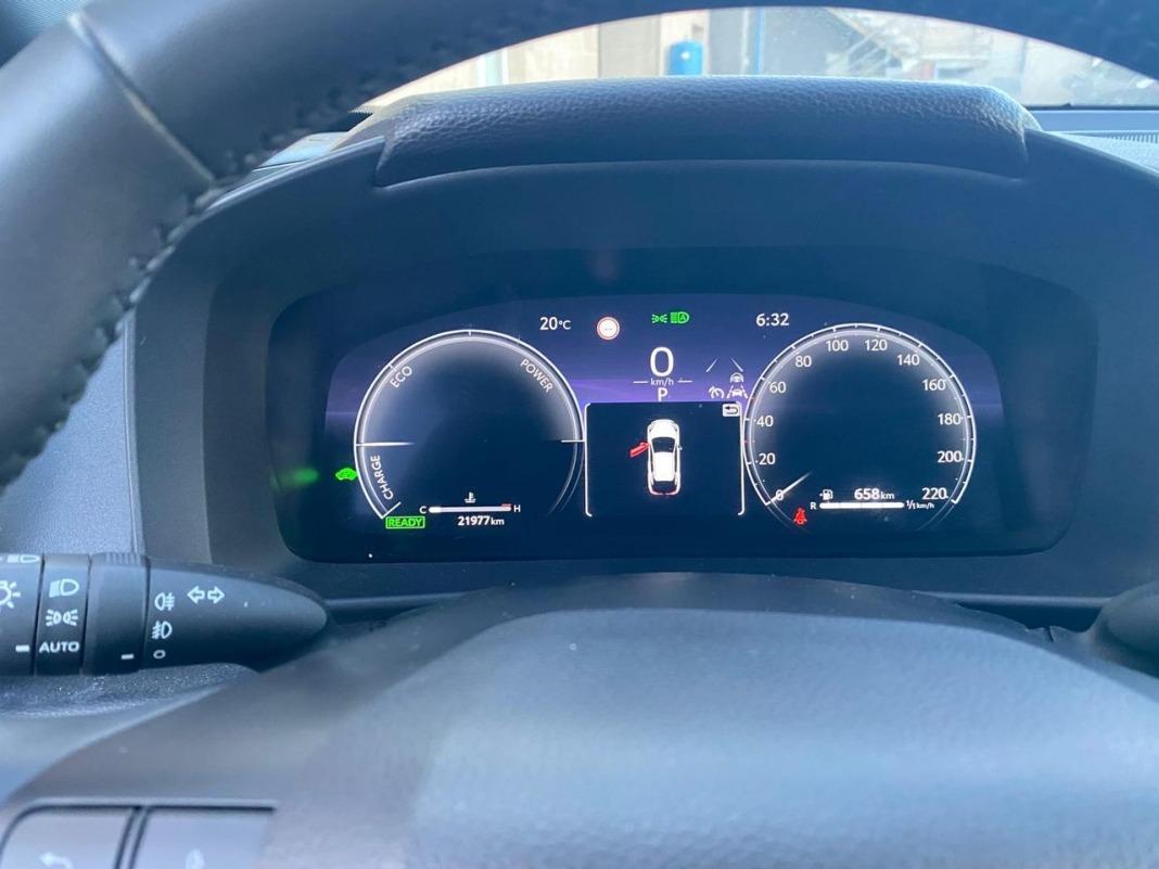 Toyota C-hr 1.8 Advance Hybrid 140