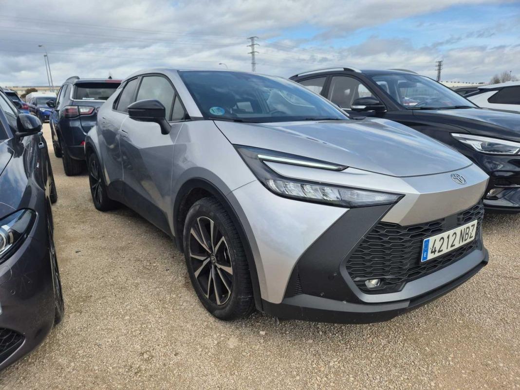Toyota C-hr 1.8 Advance Hybrid 140