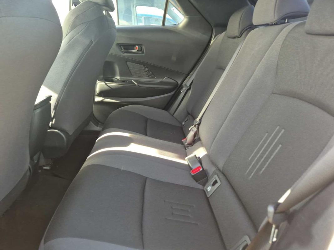 Toyota C-hr 1.8 Advance Hybrid 140