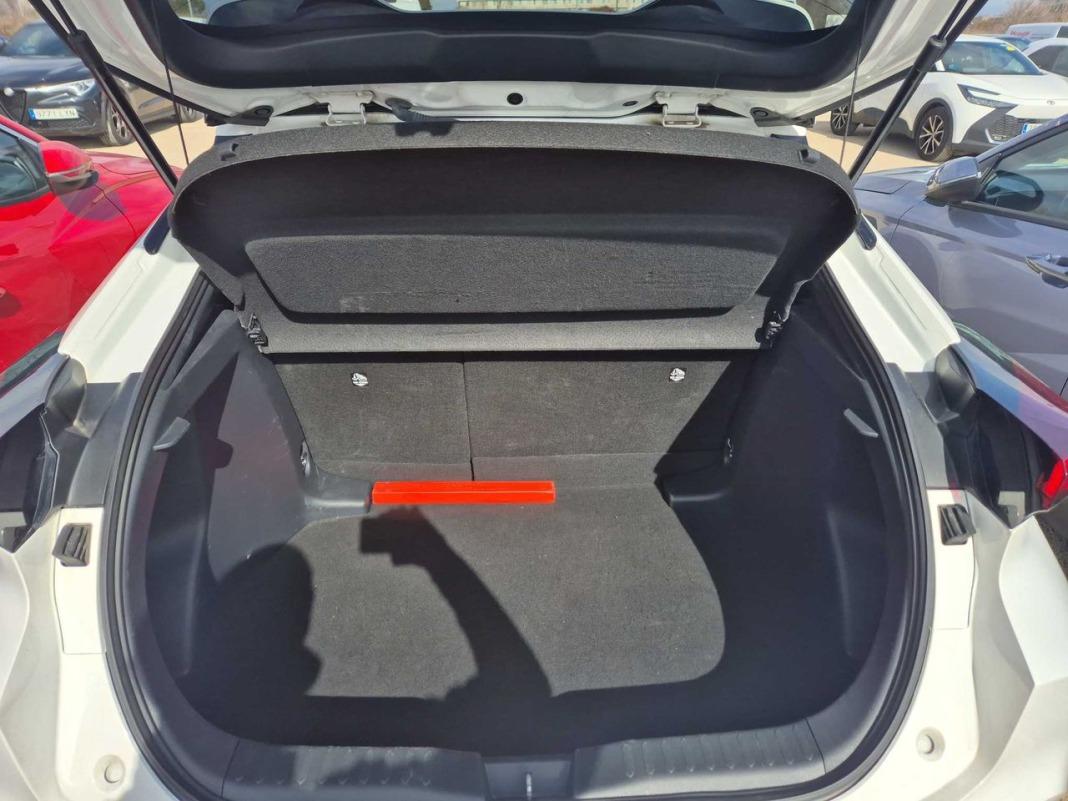 Toyota C-hr 1.8 Advance Hybrid 140