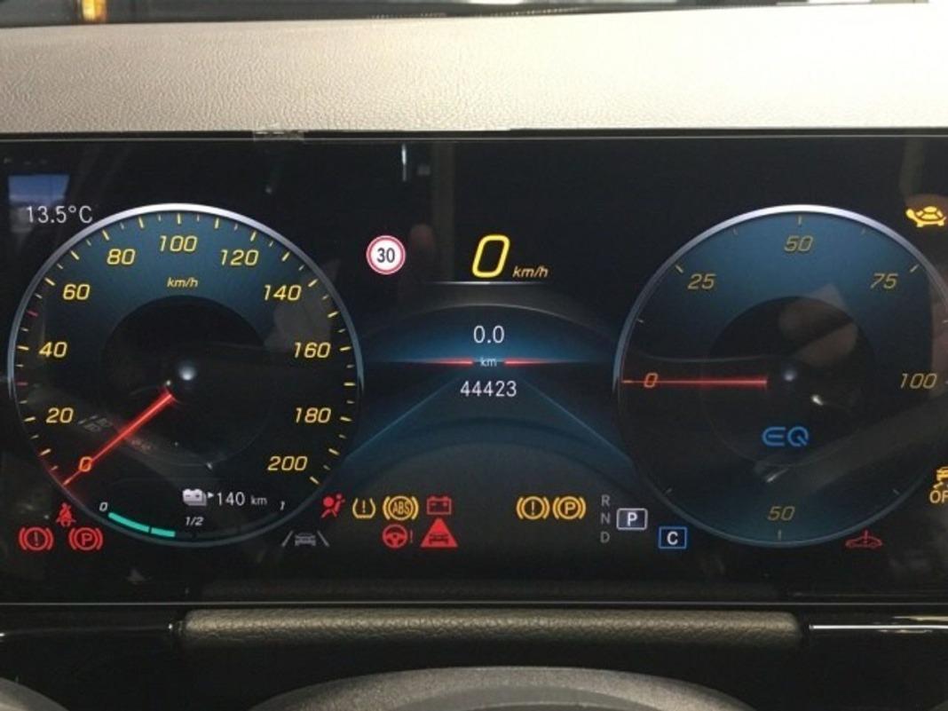 Mercedes Eqa 250 amg line