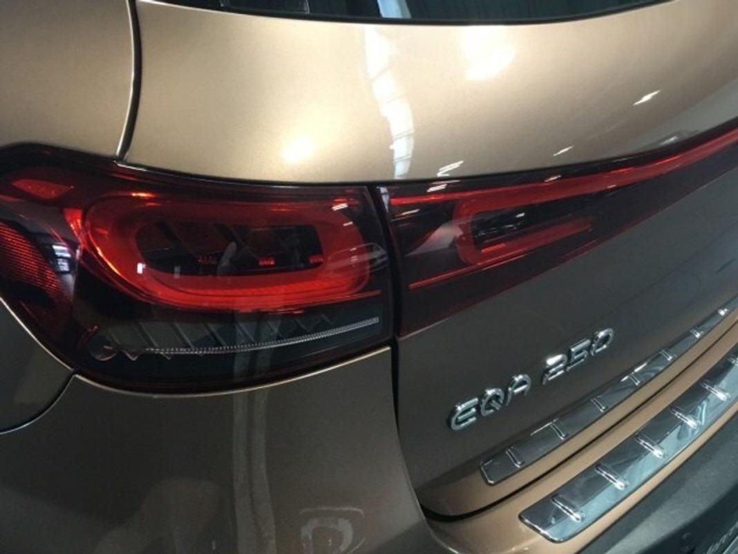 Mercedes Eqa 250 amg line