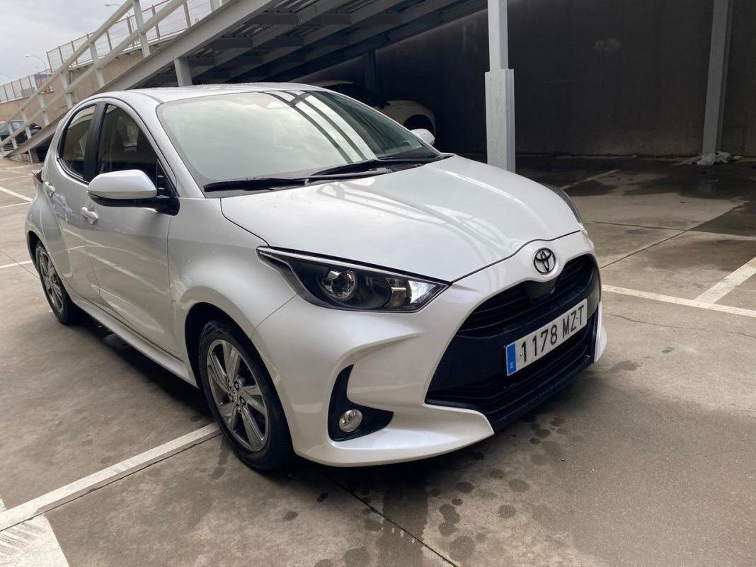 Toyota Yaris 1.5 120H Active Plus