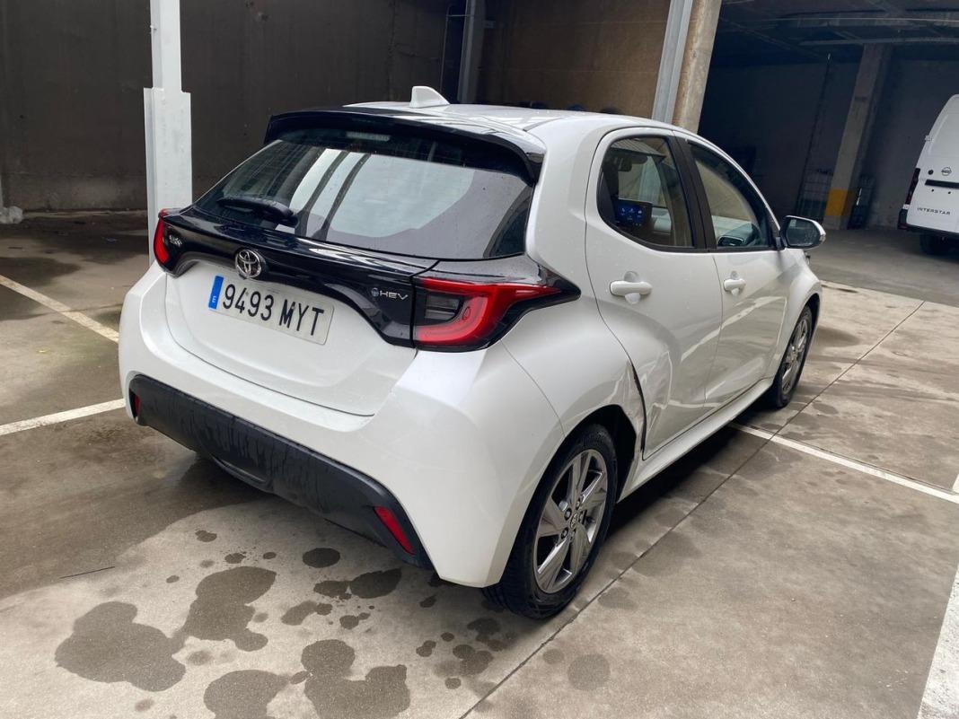 Toyota Yaris 1.5 120H Active Plus