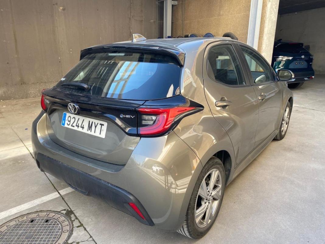 Toyota Yaris 1.5 120H Active Plus