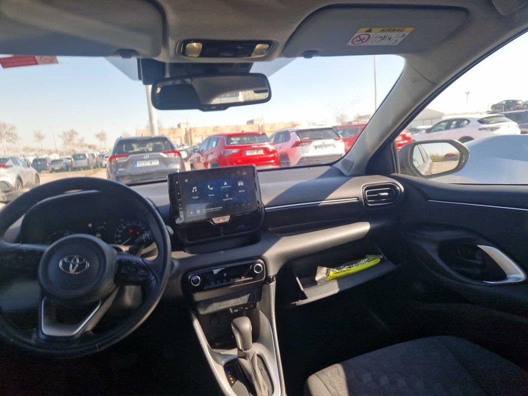Toyota Yaris 1.5 120H Active Plus