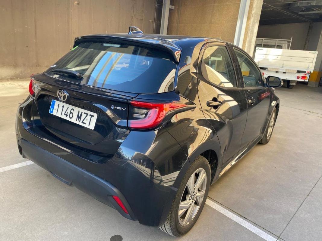 Toyota Yaris 1.5 120H Active Plus