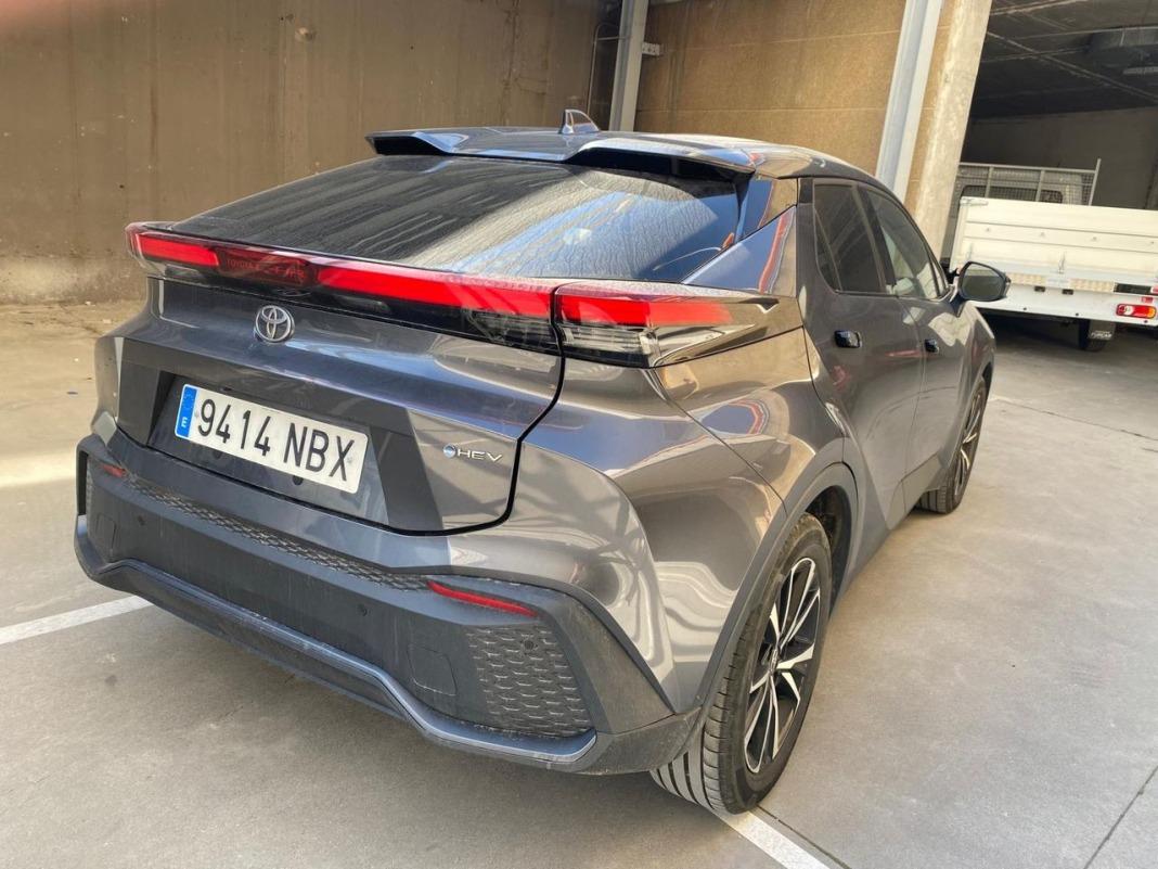 Toyota C-hr 1.8 Advance Hybrid 140