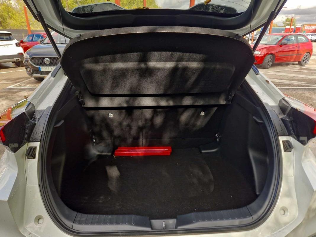 Toyota C-hr 1.8 Advance Hybrid 140