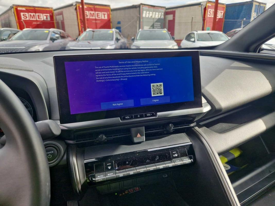 Toyota C-hr 1.8 Advance Hybrid 140