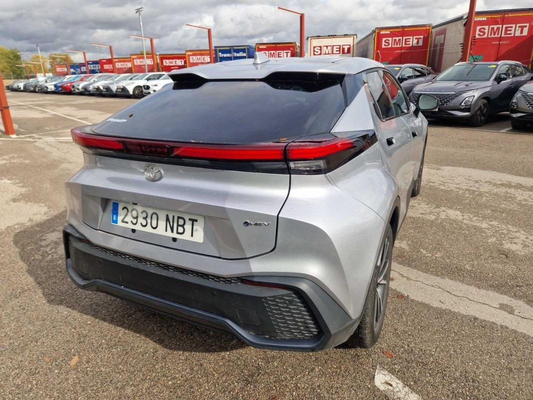 Toyota C-hr 1.8 Advance Hybrid 140
